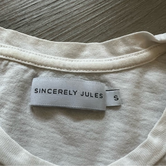 🔥SALE- any 4/$20. Sincerely Jules Oversized T - Picture 4 of 4